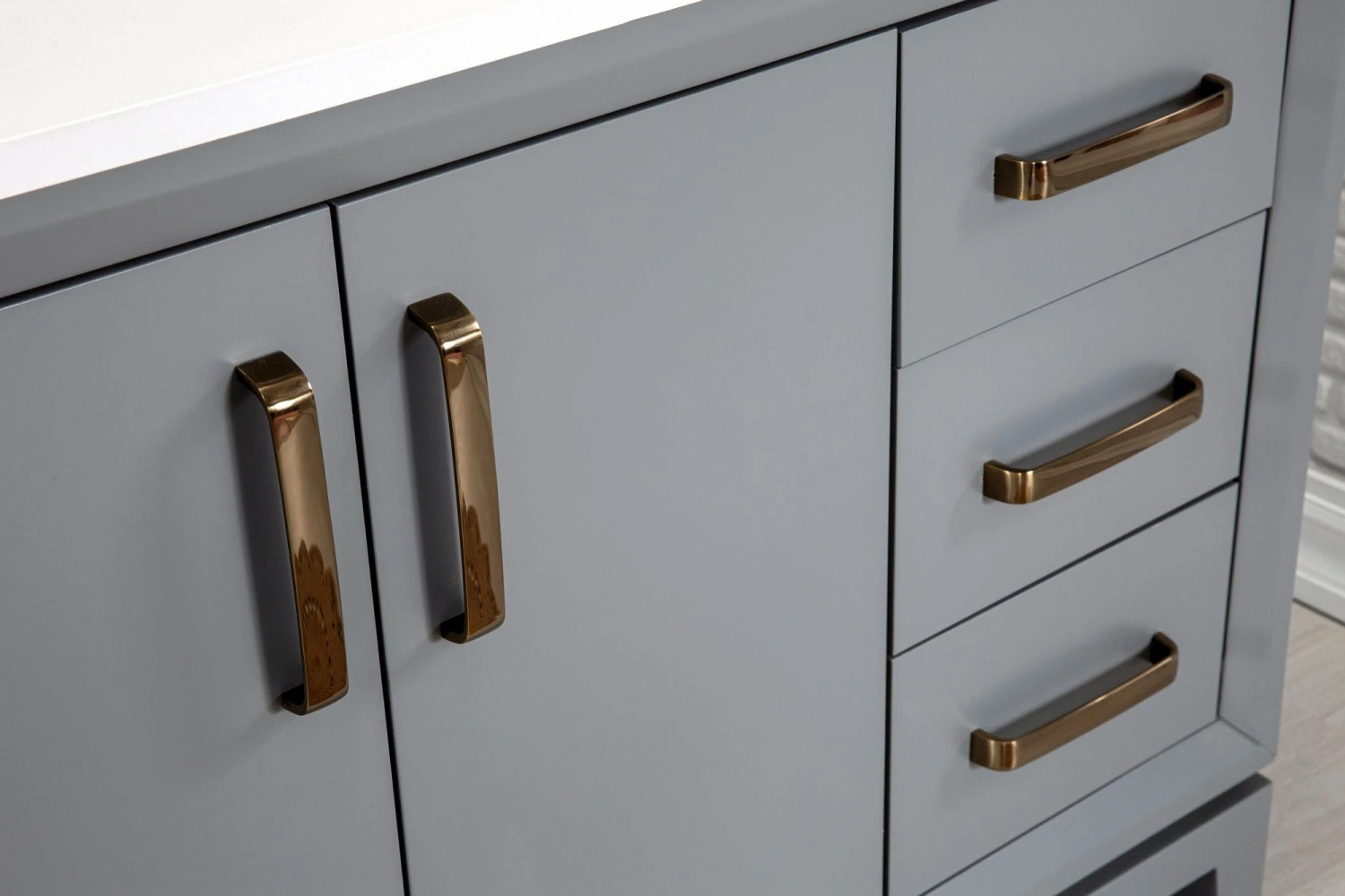 Jussara Badkamermeubelset | 2-delig | 100% Massief Hout | Kwartsblad Wit | Donkergrijs 3 Jussara Badkamermeubelset | 2-delig | 100% Massief Hout | Kwartsblad Wit | Donkergrijs - Afbeelding 3