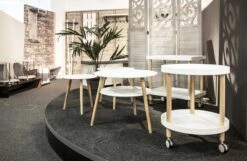 Bijzettafel Op Wielen Lorena - Wit/natuur 5 Bijzettafel Op Wielen Lorena - Wit/natuur -Emob 14337 14334 14335 14336 14338 Milieu 2bcb