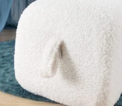 Bontfluwelen Poef | 35cm Orthospons | Wit 8 Bontfluwelen Poef | 35cm Orthospons | Wit -Emob 209FLF1331 20 205 feef