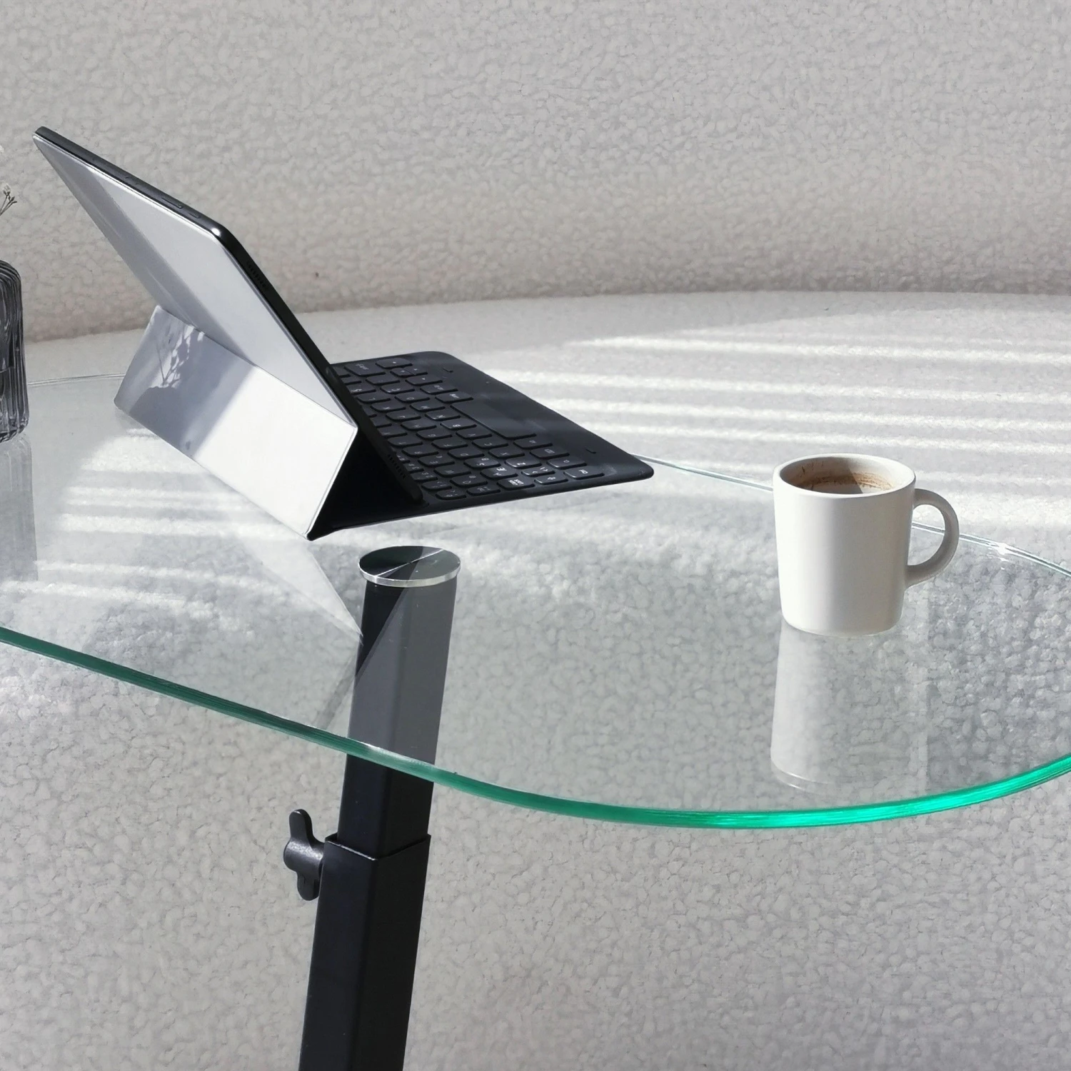 Locelso Salontafel | 100% Gehard Glas | Metalen Frame En Poten | Verstelbare Poot | Zwart 7 Locelso Salontafel | 100% Gehard Glas | Metalen Frame En Poten | Verstelbare Poot | Zwart - Afbeelding 7