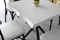 Witte Melamine Gecoate Eettafel Met Metalen Poten 8 Witte Melamine Gecoate Eettafel Met Metalen Poten -Emob 974NMB1159 20 202 6a65
