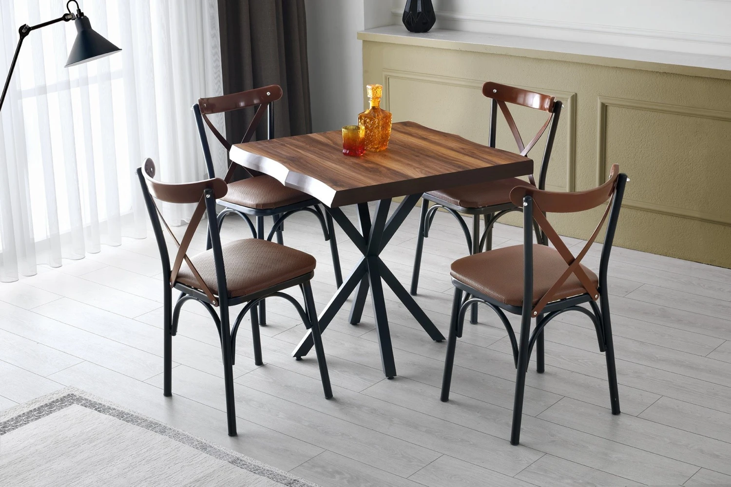 Vella Eettafel | Melamine Coating | Metalen Poten | Notenhout 1 Vella Eettafel | Melamine Coating | Metalen Poten | Notenhout