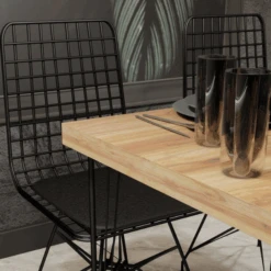 Dragon Eettafel | 100% Melamine | Metalen Frame | Eiken Zwart -Emob Ontwerp zonder titel 2023 01 30T082041.595 0d91