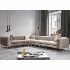 Comfortabele En Stijlvolle Hoekbank | Beige, Beukenhouten Frame | 310cm Breedte | 100% Polyester Stof 9 Comfortabele En Stijlvolle Hoekbank | Beige, Beukenhouten Frame | 310cm Breedte | 100% Polyester Stof -Emob Ontwerp zonder titel 2023 02 28T154657.926 ede9
