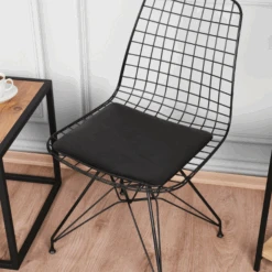 Designstoel Plass (2 Stuks) - 53x51x80 Cm - Kunstleer/zwart -Emob Ontwerp zonder titel 2023 12 06T081123.005 e0a6